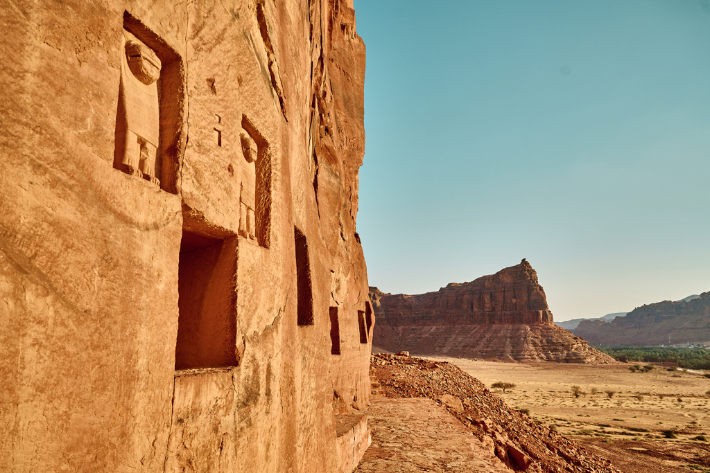 Dadan dan Jabal Ikmah - destinasi wisata di al-Ula