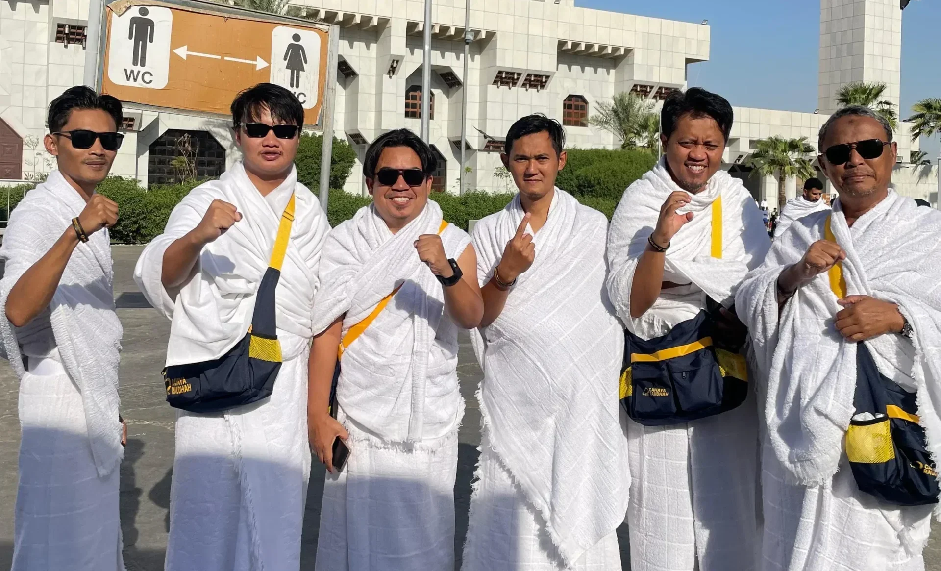 Perbedaan Tour leader, tour guide, dan Muthawif dalam ibadah Umroh cahaya Raudhah